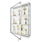 Gablota na puchary GPBS 100x120x25 cm przeszklona otwierana na bok, 2 półki