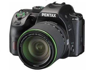 Aparat lustrzanka Pentax z możliwością filmowania 