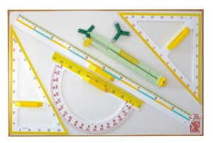 Przybory matematyczne magnetyczne z białego PCV bez tablicy