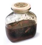 Słoik płynu tytoniowego